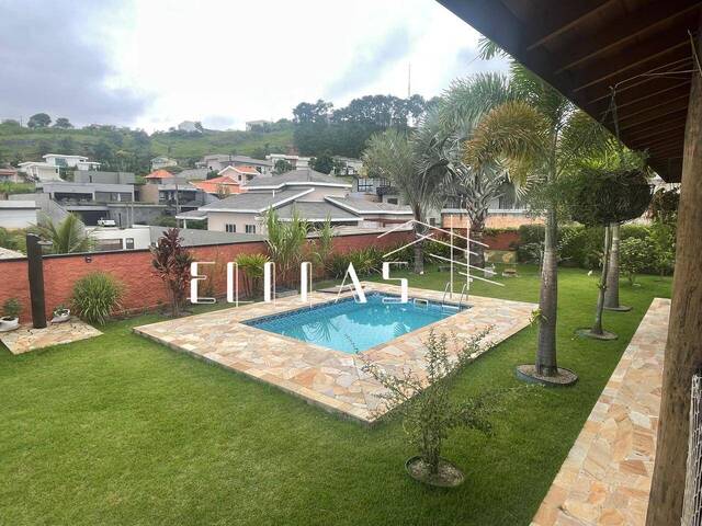 #001 - Casa em condomínio para Venda em Jacareí - SP