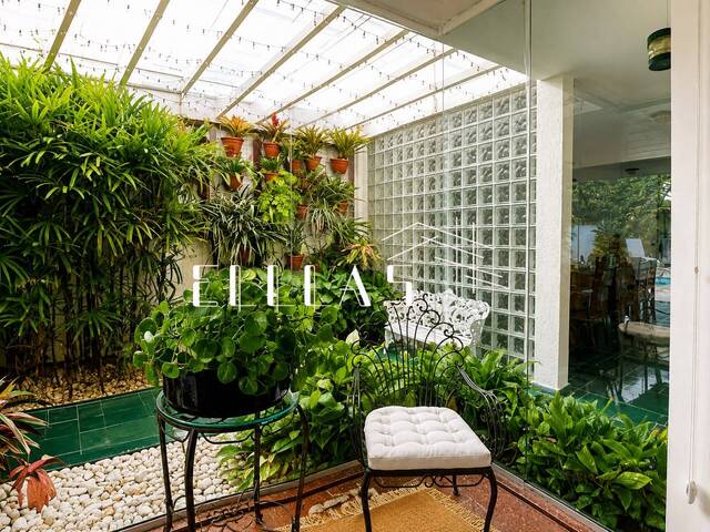 #11 - Casa para Venda em Jacareí - SP