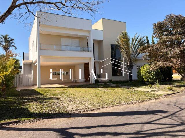 #13 - Casa para Venda em Jacareí - SP