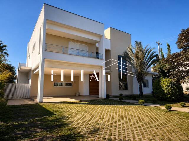 #13 - Casa para Venda em Jacareí - SP