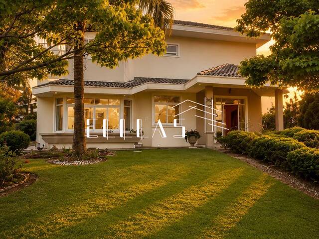 #14 - Casa para Venda em Jacareí - SP