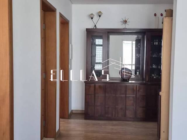 #012 - Casa para Venda em Jacareí - SP